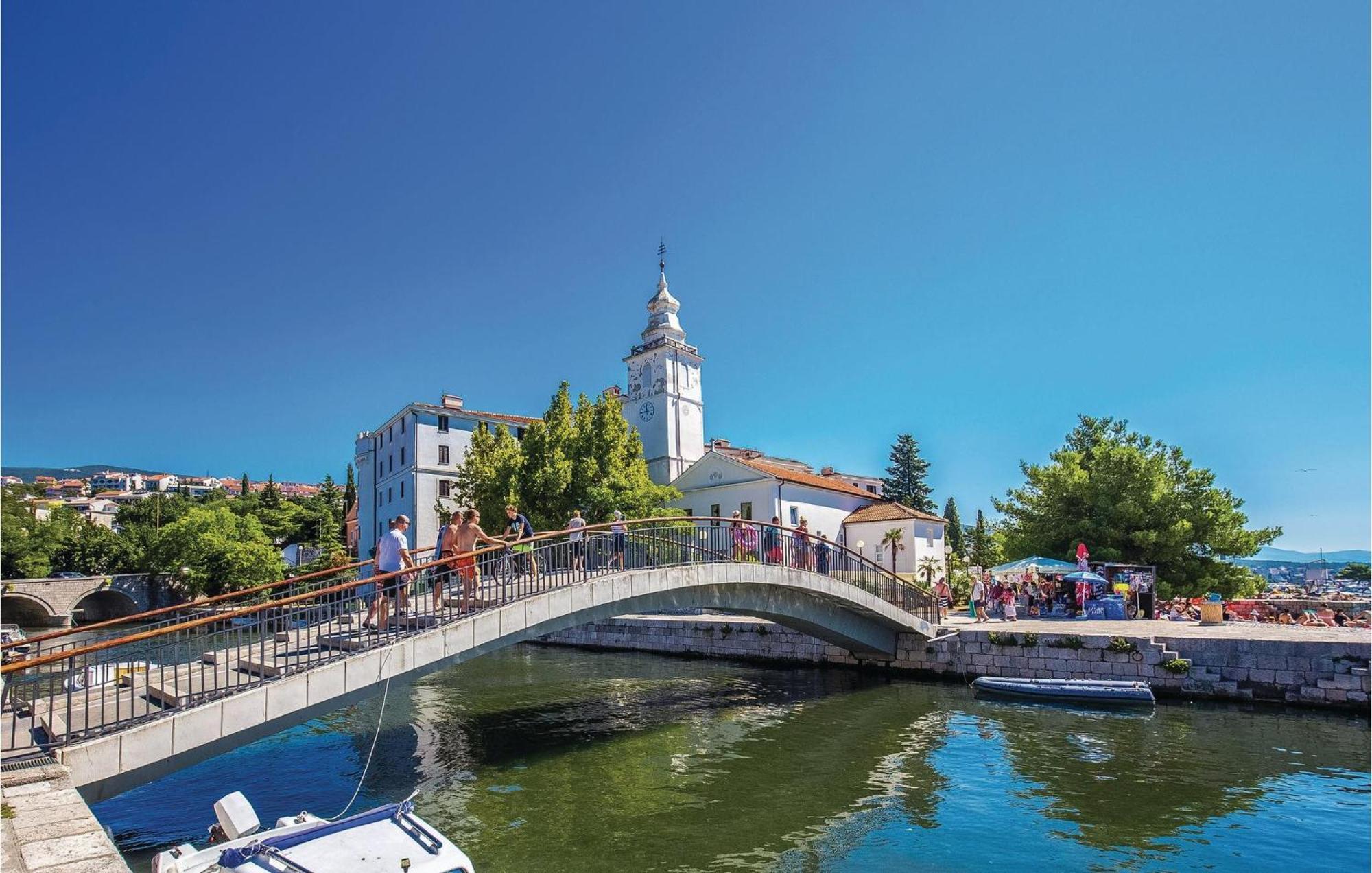 Beautiful Apartment In Crikvenica With Kitchen Экстерьер фото