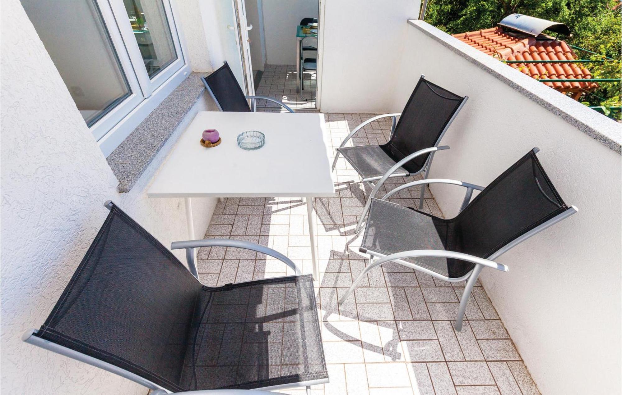 Beautiful Apartment In Crikvenica With Kitchen Экстерьер фото