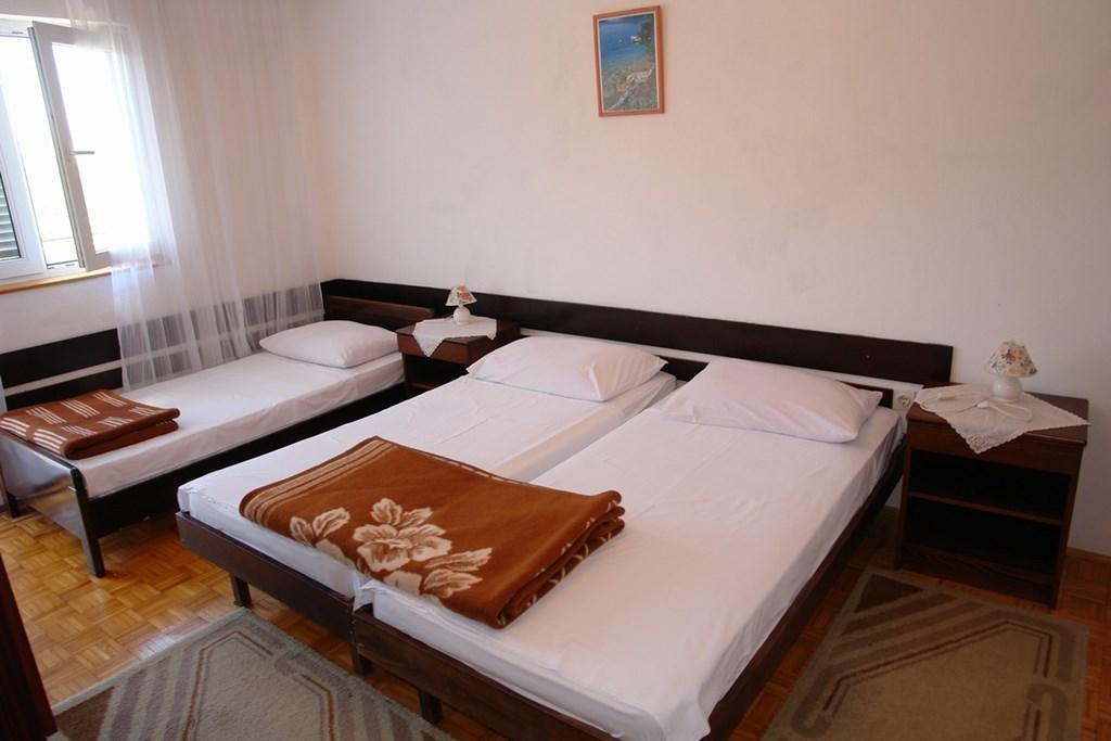 Beautiful Apartment In Crikvenica With Kitchen Номер фото