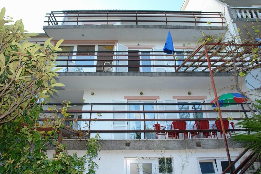 Beautiful Apartment In Crikvenica With Kitchen Номер фото